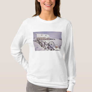 NA, USA, Washington, Uniontown, White barn and T-Shirt