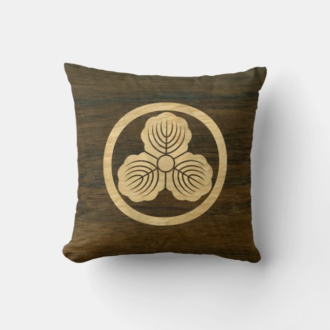 Nakaoka Japanese Mon Crest Oak Leaves Maple Wood Cushion (Front)