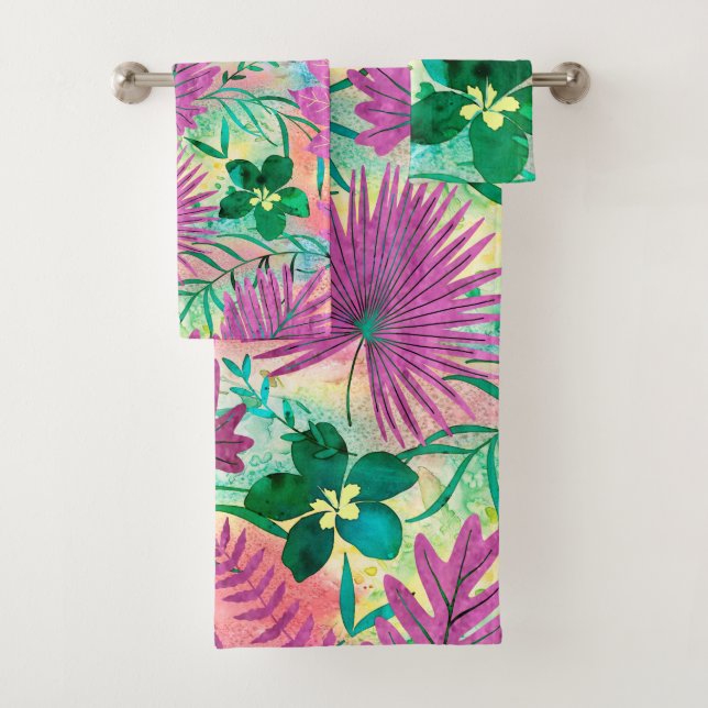 Nalani Hawaiian Tropical Garden Fuchsia Bath Towel Set (Insitu)