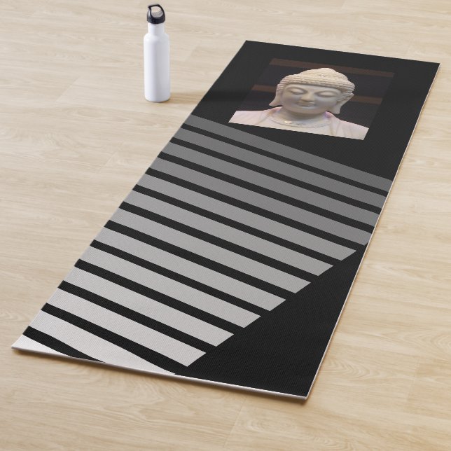 Namaste: Statue Yoga Mat (In Situ)