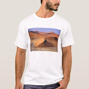 Namibia: Sossuvlei Dunes, Aerial scenic. T-Shirt