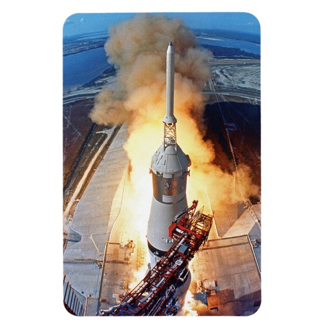 NASA Apollo 11 Moon Landing Rocket Launch Magnet (Vertical)