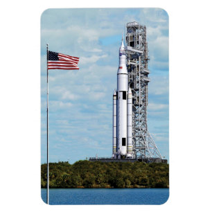 NASA SLS Space Launch System Rocket Launchpad Magnet