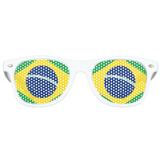 National Flag of Brazil, accurate proportion colou Retro Sunglasses (Front)