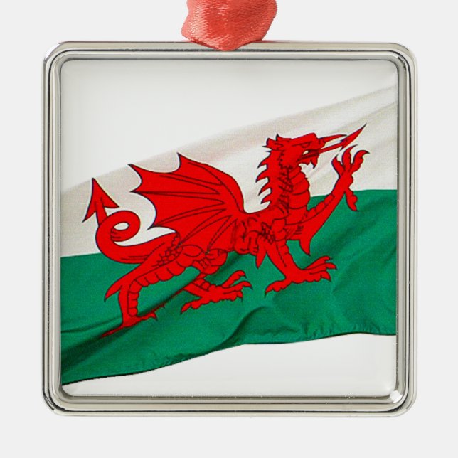 National Flag of Wales, The Red Dragon Patriotic Metal Tree Decoration (Front)