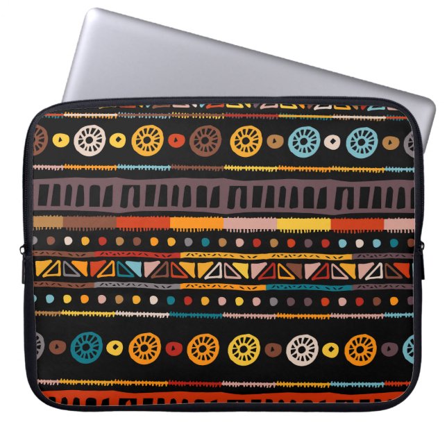 Native American Essence: Ethnic Vintage Laptop Sleeve (Front)