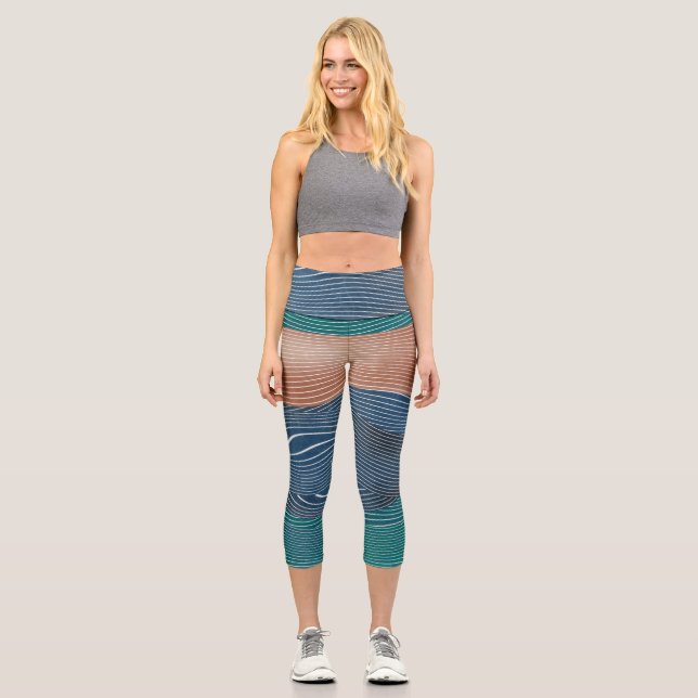 Natural landscape hills: seamless pattern. capri leggings (Front)