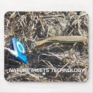 NATURE MEETS TECHNOLOGY MOUSE MAT