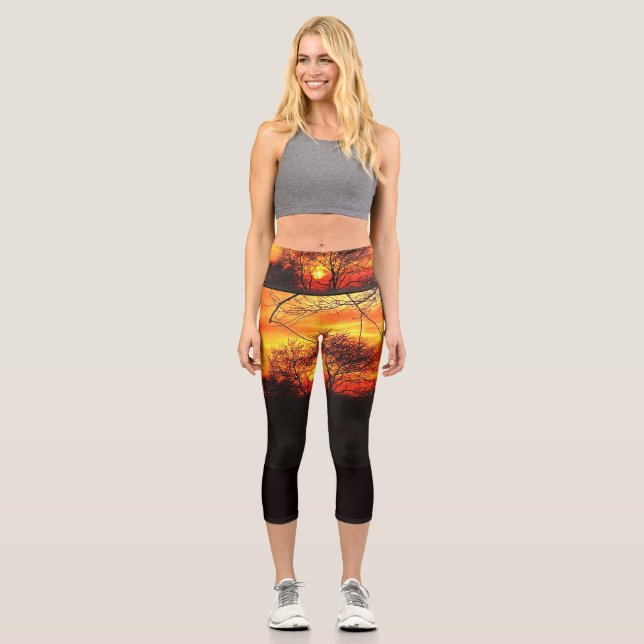 NATURES CONCERT OF COLOR  CAPRI LEGGINGS (Front)