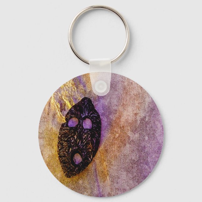 Nature's mask on the beach  key ring (Front)