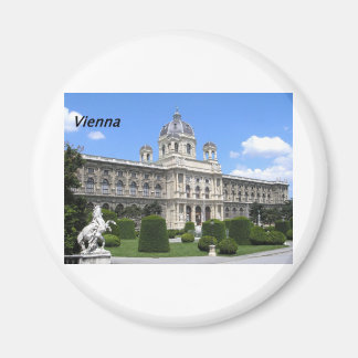 Naturhistorisches--Museum--Vienna---[kan.k].JPG Magnet
