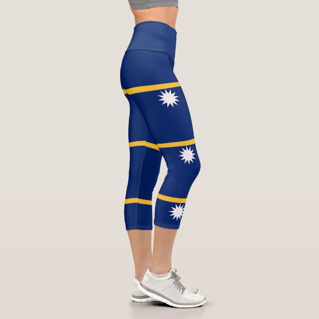 Nauru Flag Capri Leggings (Right)