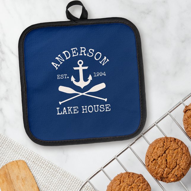 Nautical Lake House Family Anchor Oars Navy Blue Pot Holder (A great addition to your kitchen.)
