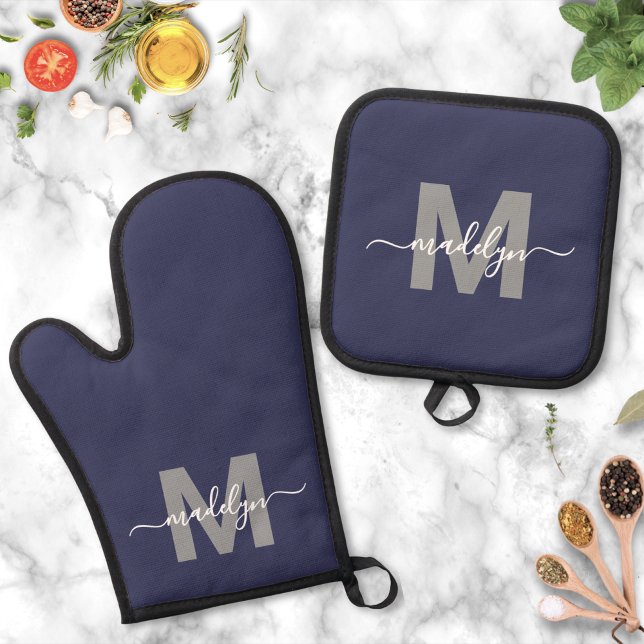 Navy Blue Name Monogram Kitchen Oven Mitt & Pot Holder Set (Navy Blue Name Monogram Kitchen Oven Mitt & Pot Holder Set)