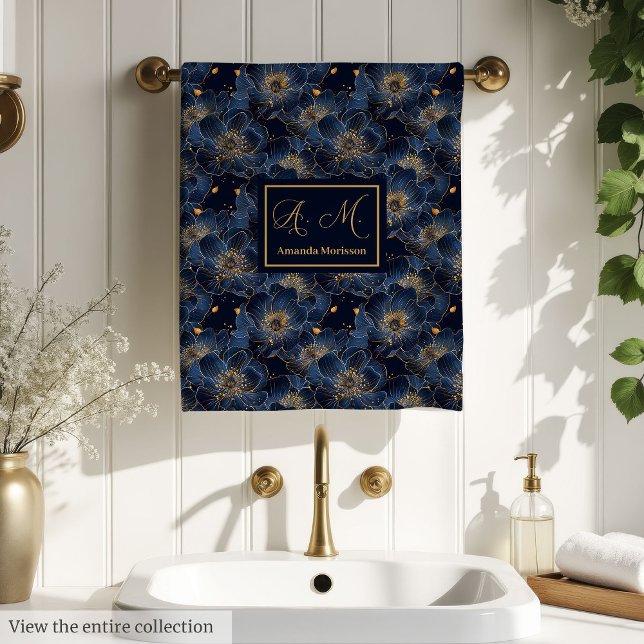 Navy Gold Monogram Towels Chic Wedding Gift (Navy Gold Monogram Towels Chic Wedding Gift)