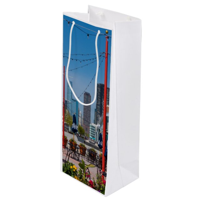 Navy Pier Lines Wine Gift Bag (Front Angled)