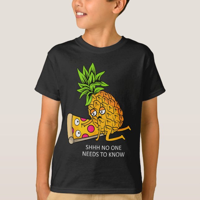 Ne Belongs On Zza Lover Funny Food Pun  T-Shirt (Front)