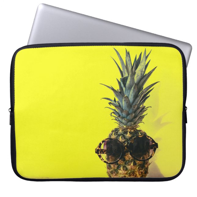 Neoprene Laptop Sleeve 15 inch (Front)