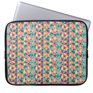 Neoprene Laptop Sleeve 15 inch - Pink Geometric