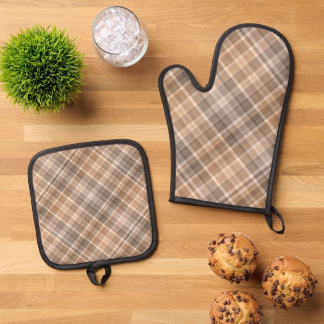 Neutral Beige Brown Tartan Plaid Gingham Pattern Oven Mitt & Pot Holder Set (Top Down)