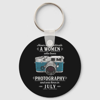 Never Underestimate A Women Who Loves Photography Key Ring