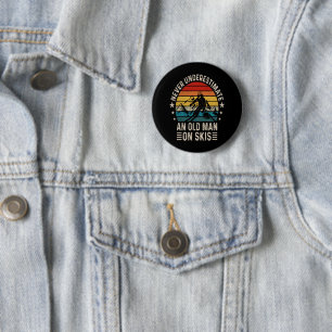 Never Underestimate An Old Man On Skis Retro  6 Cm Round Badge