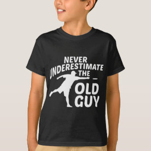 Never Underestimate The Old Guy Funny Disc Golf De T-Shirt