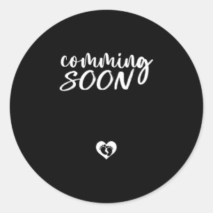 New Baby Coming in 2024 pregnancy announcement Classic Round Sticker
