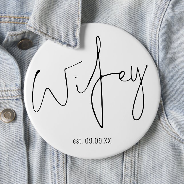 New Bride Wifey Script Name Keepsake 6 Cm Round Badge (In Situ)