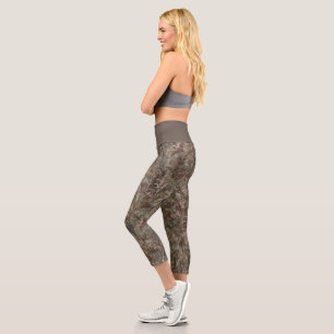 New design camouflage for the hunter High-Top snea Capri Leggings