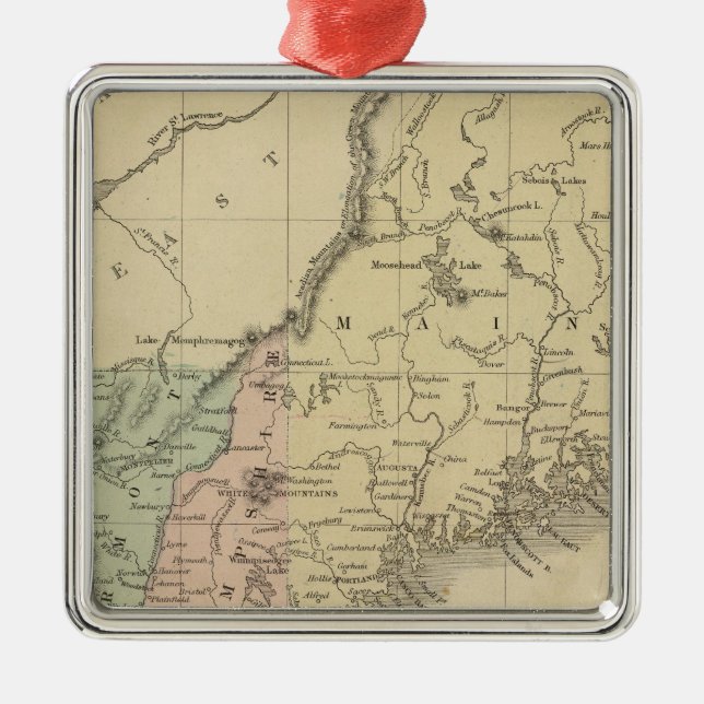 New England Metal Tree Decoration (Front)