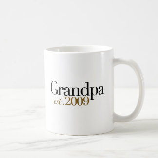 New Grandpa Est 2009 Coffee Mug