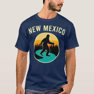 New Mexico Bigfoot Hunting Sasquatch Hunter Squatc T-Shirt