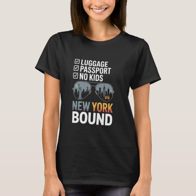 New York City Vacation Trip USA Souvenirs T-Shirt (Front)