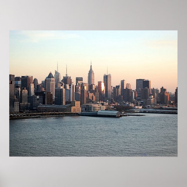 New York Skyline at sunset Poster (Front)