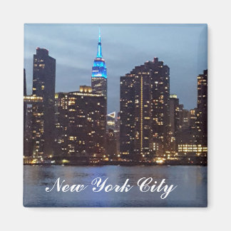 NEW YORK SKYLINE IN BLUE MAGNET