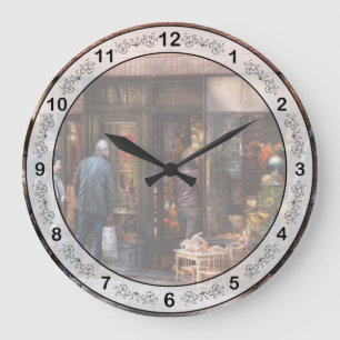 New York - Store - Greenwich Village - The gift sh Large Clock