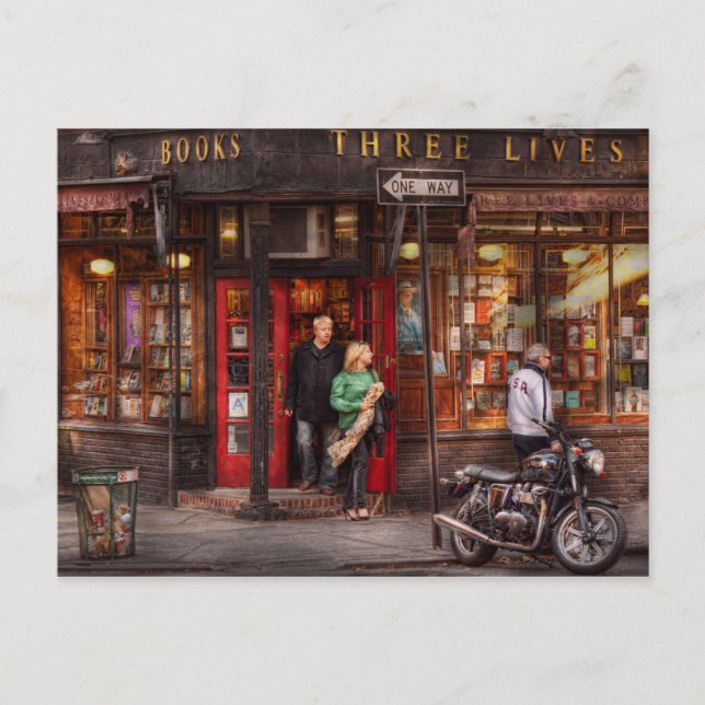 New York - Store - Greenwich Village - Three Lives Postcard (Front)