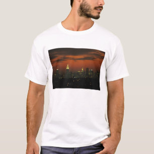 New York, USA. Skyline of uptown Manhattan 2 T-Shirt