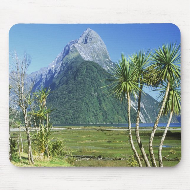 New Zealand, South Island,  Mitre Peak, Mouse Mat (Front)