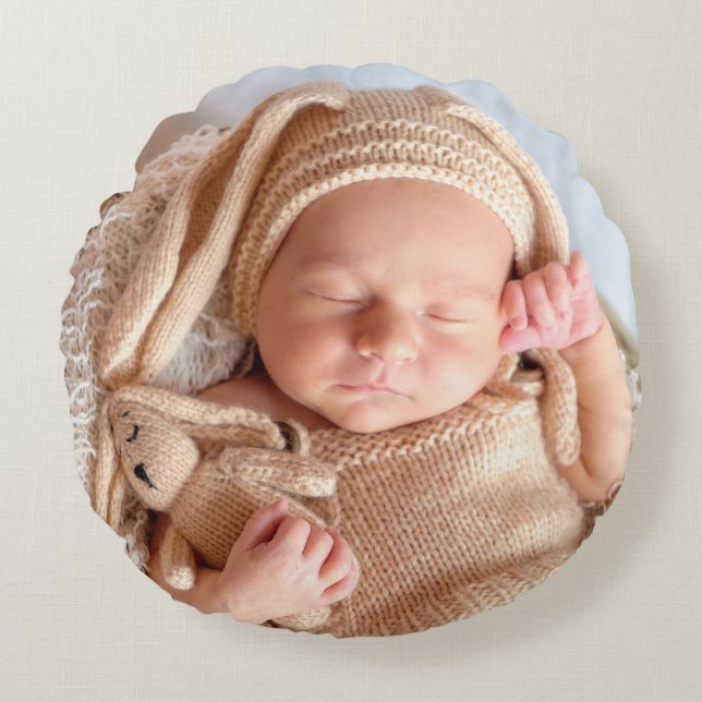 NEWBORN SLEEPING BABY PHOTOGRAPHY Round Pillow (Front)