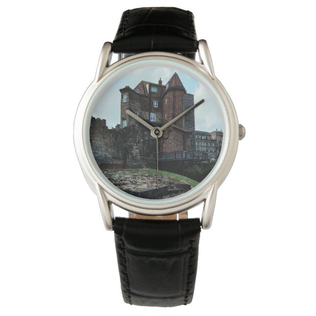 Newcastle castle , ruins watch (Front)