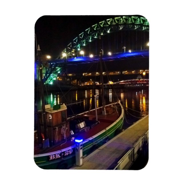 Newcastle Magnet (Vertical)