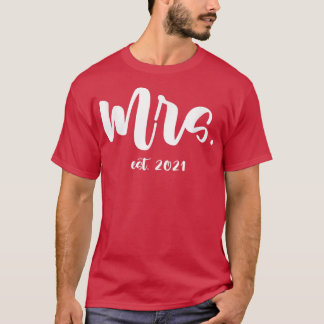 Newly Wed Marriage Honeymoon Bride Groom Couple  T-Shirt