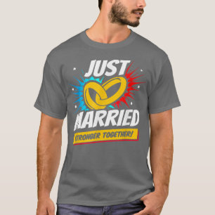 NewlywedsWedding HoneymoonBride GroomJust Married T-Shirt