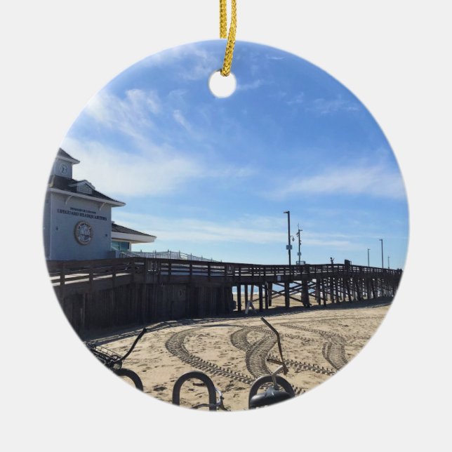 Newport Pier, Newport Beach, California Ceramic Tree Decoration (Front)