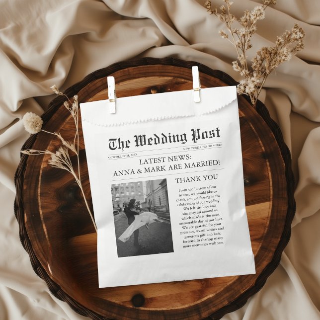 Newspaper Unique Photo Wedding Favour Bags (newspaper wedding favor bags)