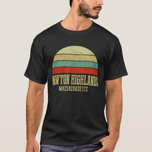 NEWTON HIGHLANDS MASSACHUSETTS Vintage Retro Sunse T-Shirt (Front)