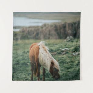 NICE HORSE TAPESTRY