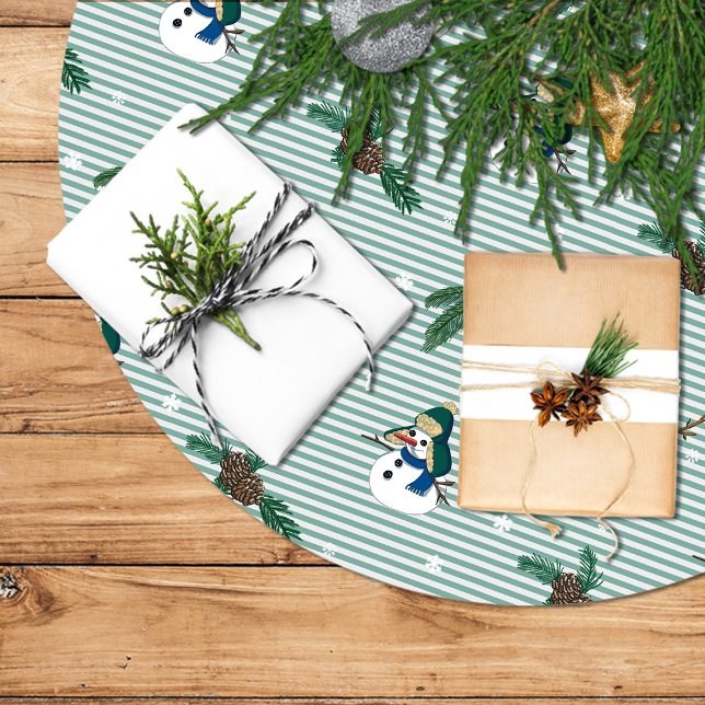 Nice snowmen on a scratched bottom brushed polyester tree skirt (Creator Uploaded)